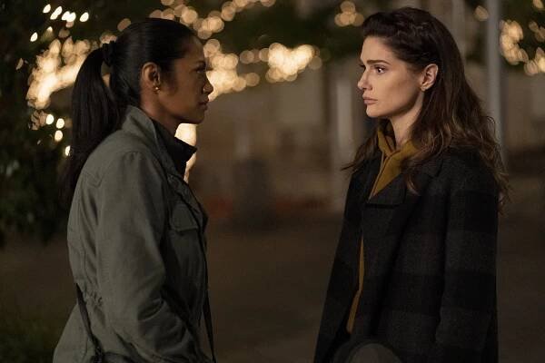 Nemocnice New Amsterdam - Smrt je pravidlo, život je výjimka - Z filmu - Shiva Kalaiselvan, Janet Montgomery