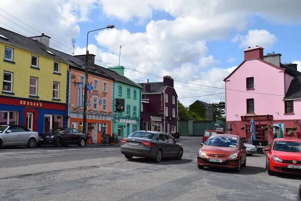 Ireland Tour Pics Kinvara Centre