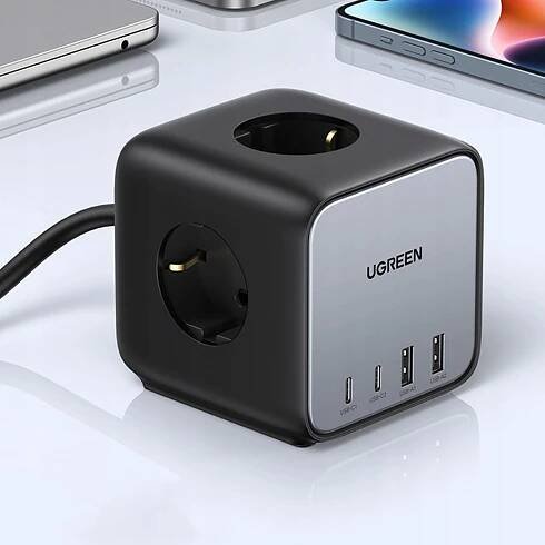 Ugreen cube power strip 65W USB / USB C + 3x AC socket black (CD268) | Ugreen - Mobac.cz