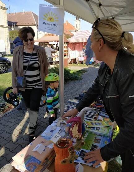 Na trzích v Jeníkově prodávali i klienti Domova Háj