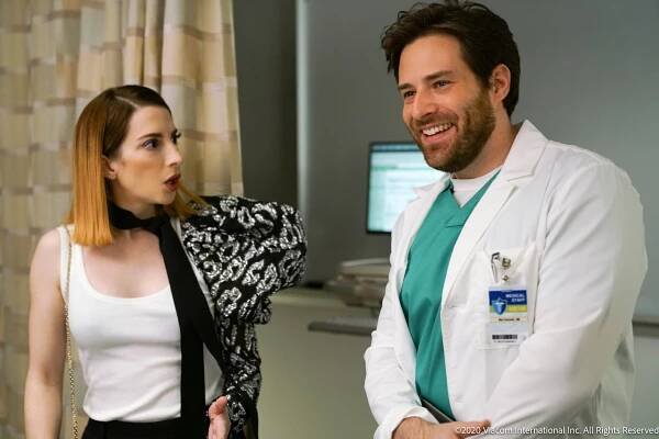Znovu 20 - Make No Mustique - Z filmu - Molly Bernard, Ben Rappaport