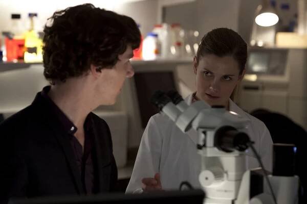 Sherlock - Série 2 (S02) (2012) | Galerie - Plakáty | ČSFD.cz