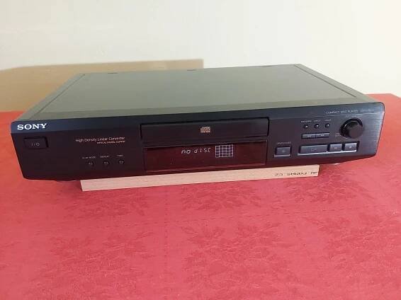 CD přehrávač SONY CDP-XE 220 - TV, audio, video