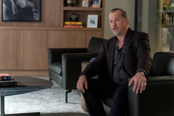 Miliardy - Burn Rate - Z filmu - David Costabile