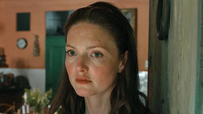 Holliday Grainger's 'edge of your seat' thriller is the ultimate bank holiday binge-watch