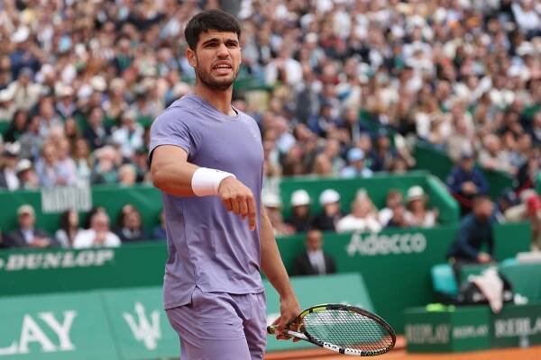 Carlos Alcaraz sees off gutsy Alejandro Davidovich Fokina to reach Monte Carlo Masters final