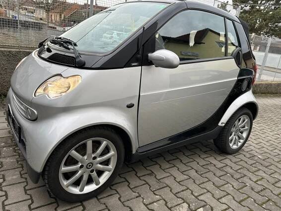 Smart Fortwo, CABRIO 0,7i 45kW AUTOMAT 122t.