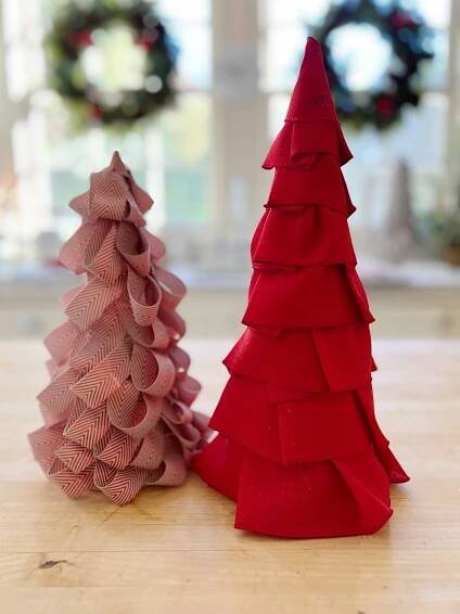 Christmas Tree Ribbon DIY