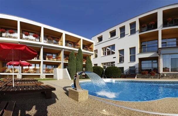 Lázeňský & wellness hotel NIVAMARE - Luhačovice - Pozlovice