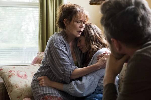 The Path - Messiah - Z filmu - Deirdre O'Connell, Michelle Monaghan