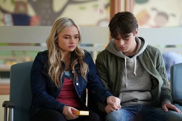 Natalie Alyn Lind - Stalo se v Montaně - Vlci jsou po krvi - Z filmu