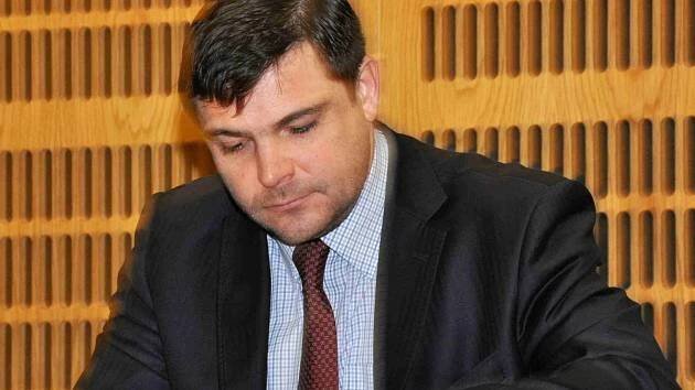 Březina z ČSSD odmítl informace o účelovém zproštění obžaloby