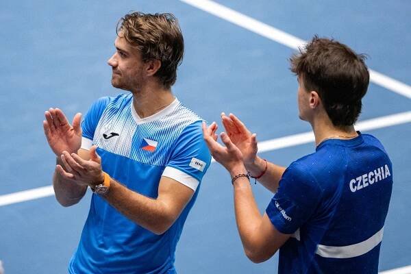 Češi v Ostravě vybojovali postup v Davis Cupu. A našli novou zbraň