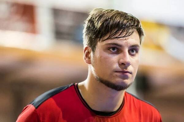 Tomáš Štverák se vrací na hostování do futsalového týmu INDOSS Plzeň