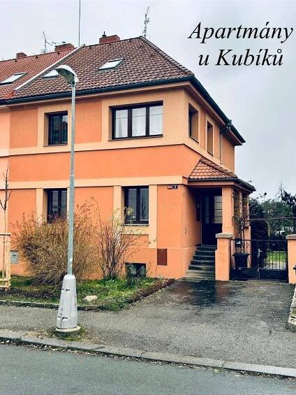 Apartmány u Kubíků, Hradec Králové, Česká republika - Ceny, Fotografie, Recenze, Kontakt, Poloha