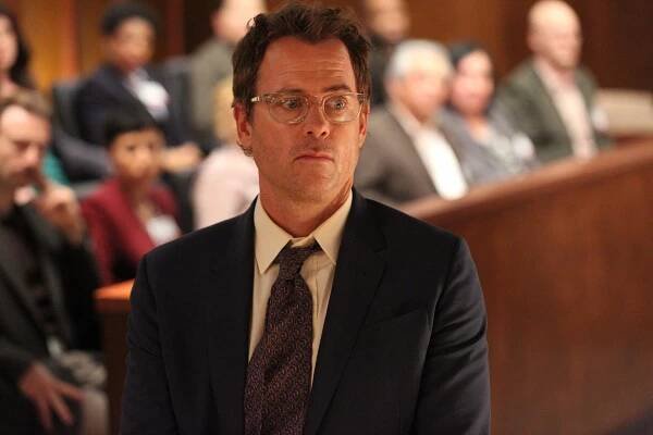 Mizera - Staple Holes - Z filmu - Greg Kinnear