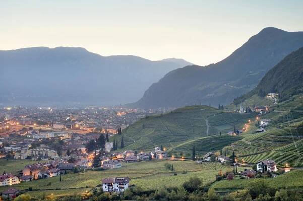 Bolzano inak: Poetické exkurzie v najvyšších nadmorských výškach - Falstaff