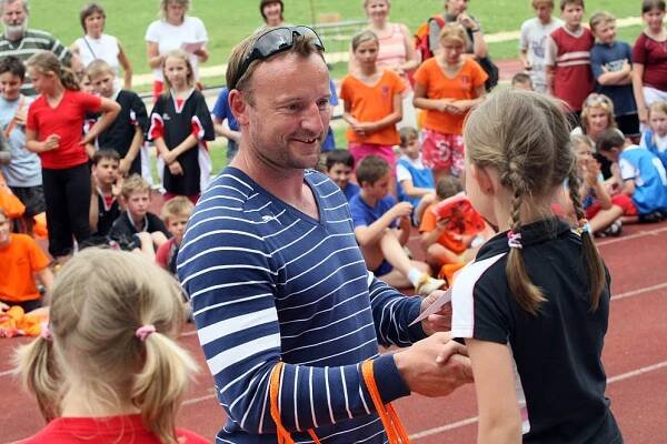 OBRAZEM: Děti na Kinderiádě ocenil Tomáš Dvořák