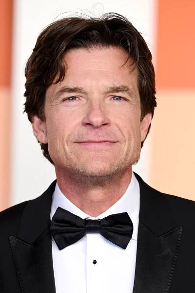 Jason Bateman at the 2025 Vanity Fair Oscar Party on March 2, 2025, in Beverly Hills, California. | Source: Getty Images