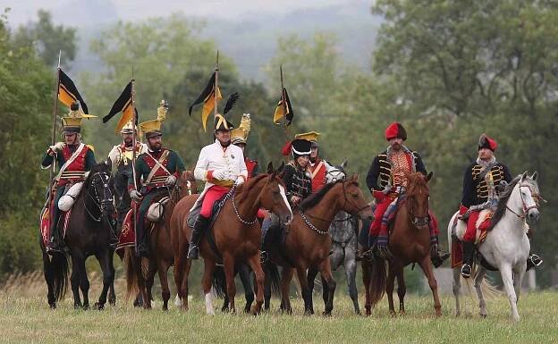 V jeden den jsem Karel I. ze Schwarzenbergu i Karel IV., říká herec Václav Vydra