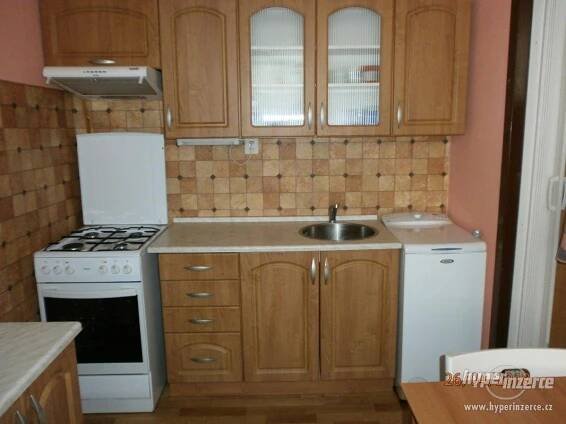Pronájem bytu 2+1 Kaštanova, Olomouc - foto 1