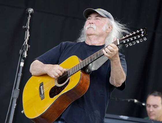 Jeho písně přežily. Zemřel rockový zpěvák a kytarista David Crosby
