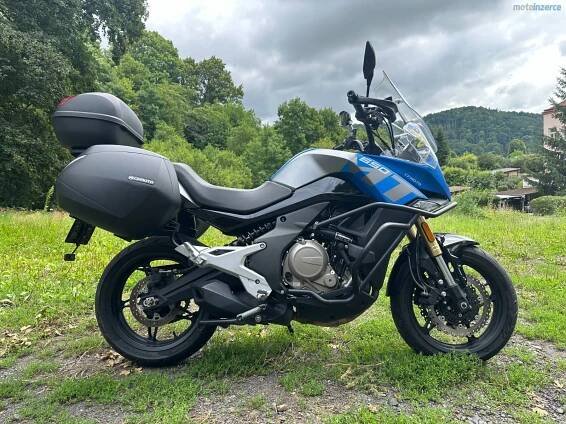 CF Moto 650 MT - Děčín