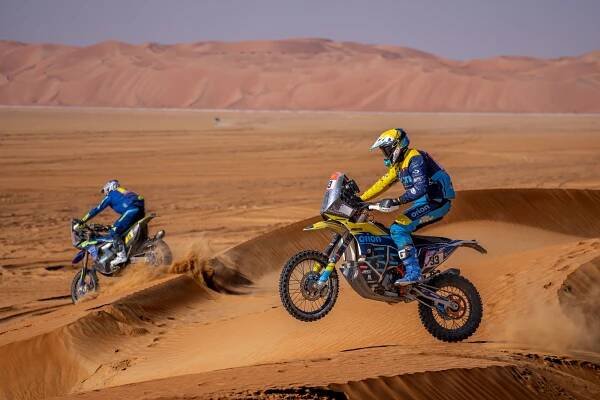 Mlha, slunce i měkké duny: Engel v těžkých podmínkách na Dakaru úspěšně navigoval - Orion - Moto Racing Group - účastník dvanácti ročníků Dakar rallye