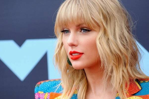 Taylor Swift's Tiny Desk Concert Is On The Way