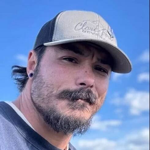 Travis Decker manhunt breakthrough as FBI close huge section of national forest