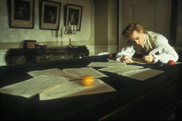 FOTO: Tom Hulce vděčí filmu Amadeus za mezinárodní slávu a věhlas. – stránka 5
