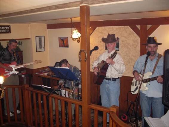 Hudební program | Restaurace Country saloon Dvůr Králové nad Labem