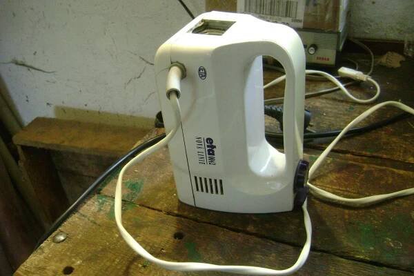 Elektrický mixer ETA 0042 Nová linie