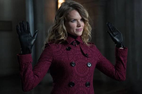 Gotham - Dnes je ta noc - Z filmu - Erin Richards