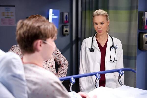 Nemocnice Chicago Med - To Lean in, or to Let Go - Z filmu - Kristen Hager