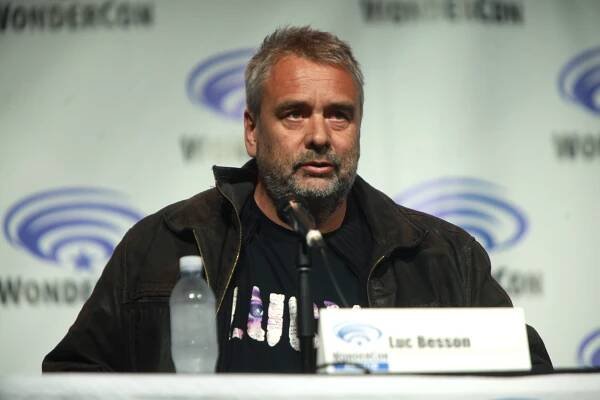 Luc Besson osobně uvede v Praze svůj nový film DogMan - Minutové zprávy 