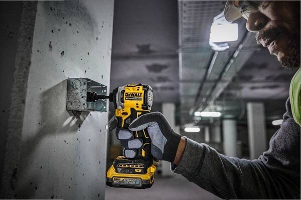 DeWALT DCF850E1T