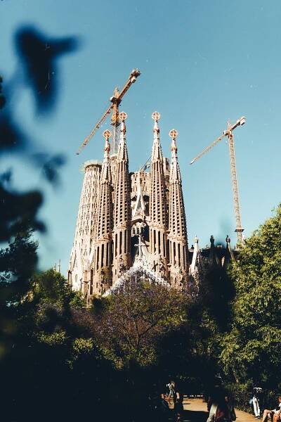 How To Spend 1-2 Days In Barcelona