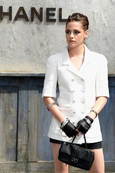The Twilight actress will be the star of the French fashion house’s 2014 campaign, shot by Creative Director Karl Lagerfeld.