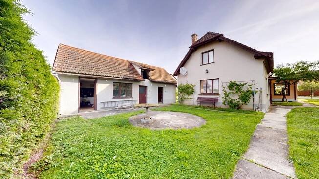 ŽIMUTICE - PRODEJ RODINNÉHO DOMU - REALITY HORŇÁK | jihočeský realitní makléř 
