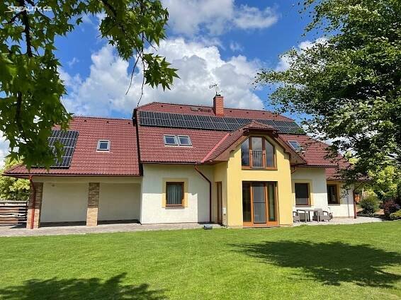 Pronájem  rodinného domu 300 m², pozemek 1 000 m², Pržno, okres Frýdek-Místek