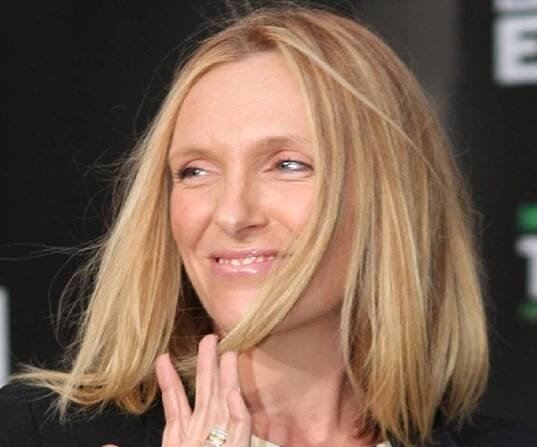 Toni Collette Biography - Facts, Childhood, Family Life & Achievements