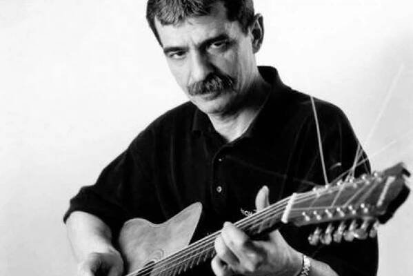 Z ostravštiny udělal módní vlnu, písničkář Pavel Dobeš slaví 70 let! | Magazín PATRIOT