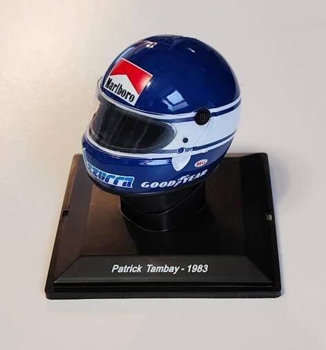 Spark F1-přilba/helma 1:5-Patrick Tambay-Ferrari 1983+dekál Marlboro  - Modely automobilů