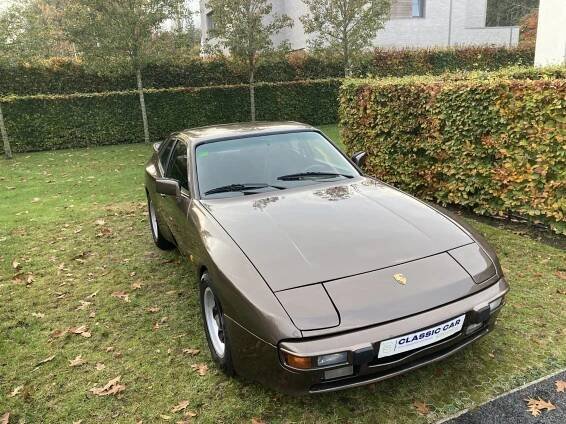 Porsche 944 Targa - Classic Car Stories Antwerpen