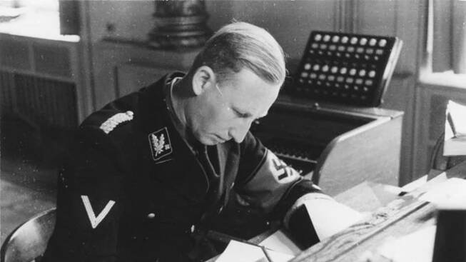 FOTOGALERIE: Reinhard Heydrich a jeho parta. Zasloužil si atentát?