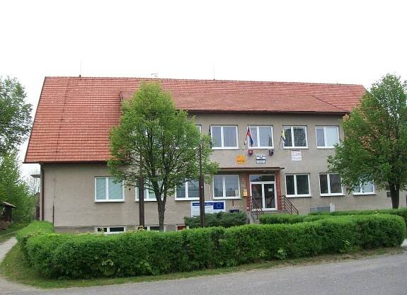 Soubor:Hybe - Obecný úrad.jpg
