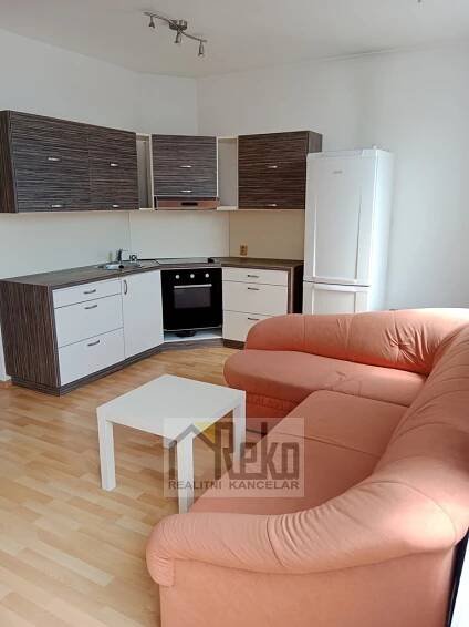 Pronájem bytu 1+kk s balkonem Beroun | Realitní kancelář Reko Beroun