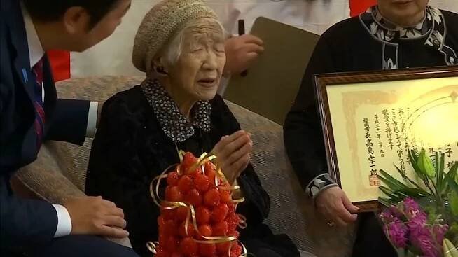 Japonka se ve 116 letech stala nejstarším žijícím člověkem