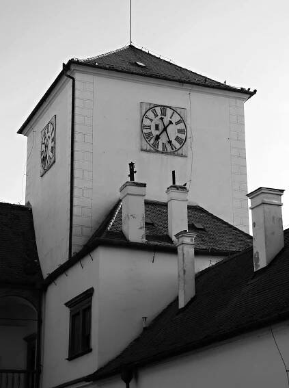Exteriéry - arkádové nádvoří, zahrada - Zámek Bučovice